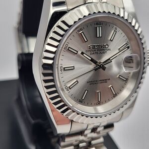 New 36mm Seiko Mod  Automatic Watch Silver Sunburst Dial